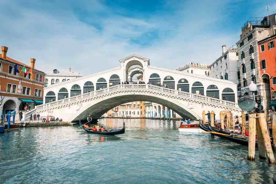 venice italy highlights guide 900x600 imresizer - 15 first-class things to do in Venice (Italy)